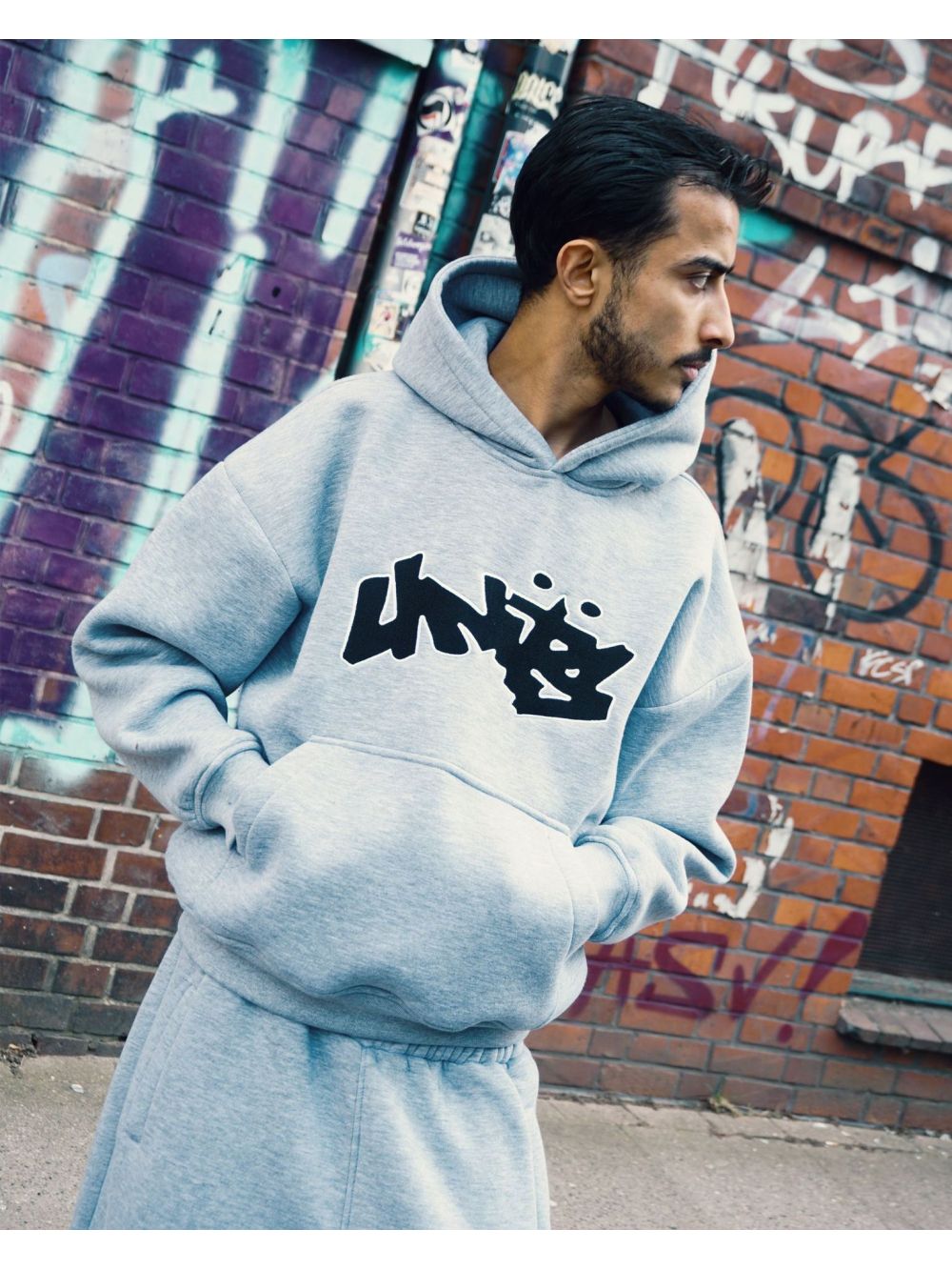 Completo unisex in stile retrò - Street Fashion Style recensione e prezzo