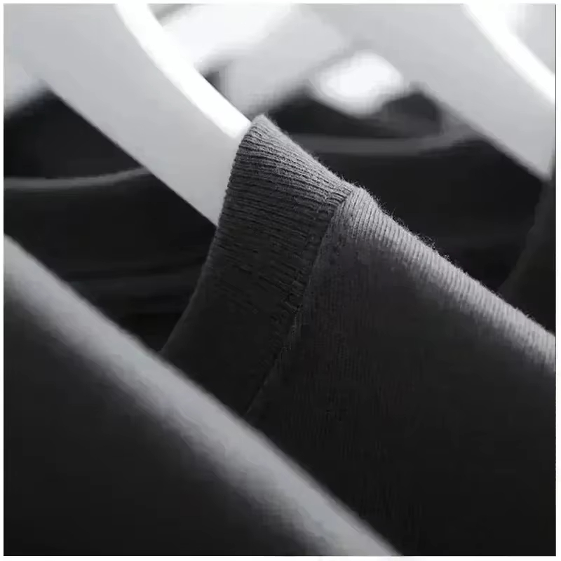 T-shirt con logo della targa d - Street Fashion Brand Logo recensione e prezzo